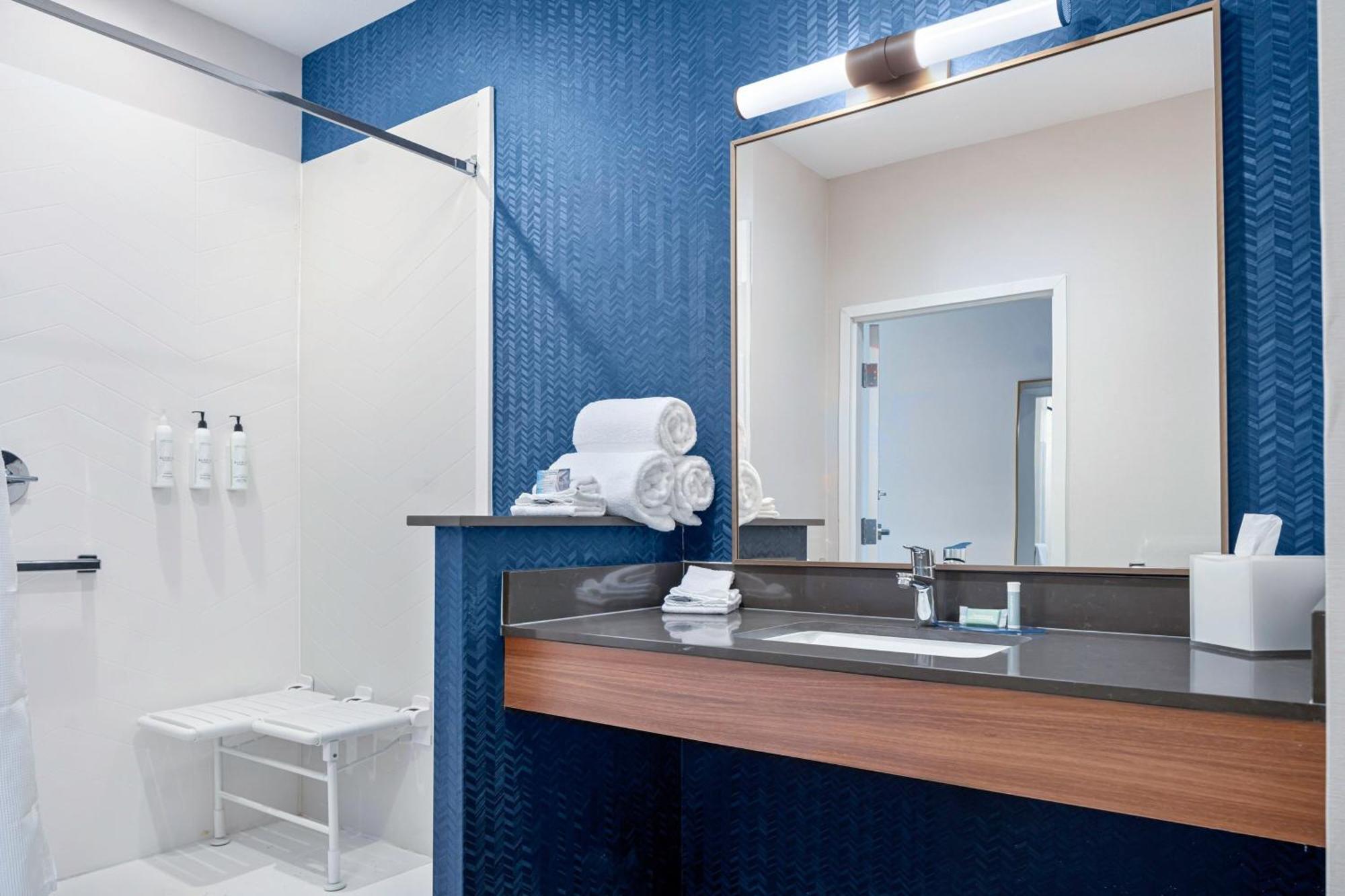 Fairfield Inn & Suites By Marriott Corinth South Denton Area Eksteriør bilde